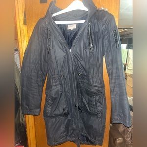 Laundry by shelli segal coat. Dark blue with black leather trim on zippers